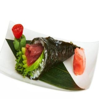 133. Temaki atun aguacate escarola 1 Pcs