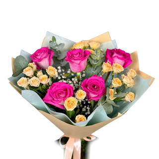 Buchet de trandafiri si minirose