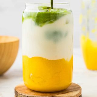 Iced Matcha Mango Latte