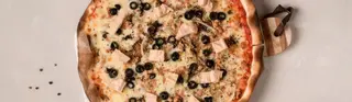 Pizza caprichosa (30 cm.)