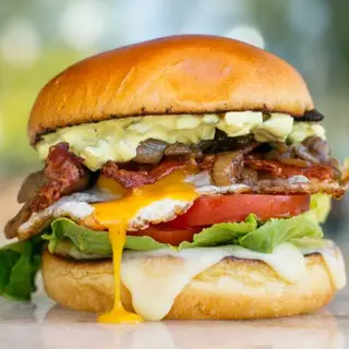Burger Kefta Oeuf