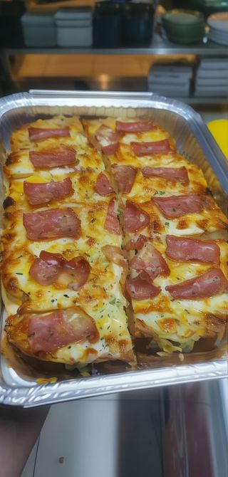 1/2 Frango Gratinado com Bacon
