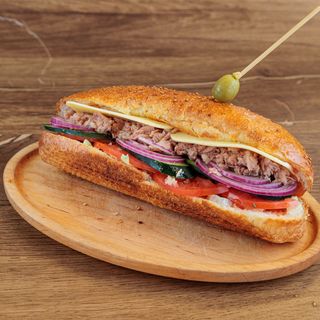 Sendvič sa tunjevinom