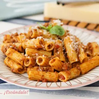 PASTA BOLOÑESA