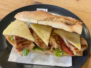 Bocadillo De Pechuga