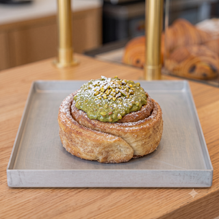 Cinnamon roll pistacchio