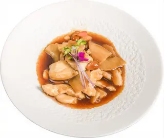82 Pollo con almendras
