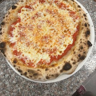 Pizza Clasishe Margherita