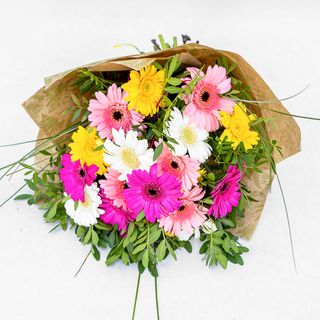 BUKIET "KWIATOWY RAJ" Z 19 GERBER DO WYBORU
