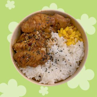 Ali di pollo brasate alla cola con riso