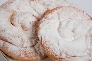 Ensaimada Pequeña De Cabello