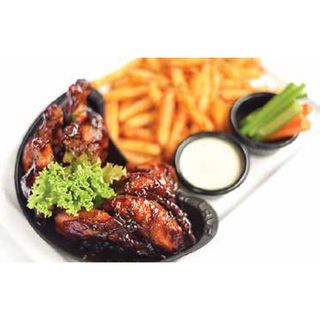 Honey Mustard Wings/ Chips/ Coleslaw and Soda 350ml