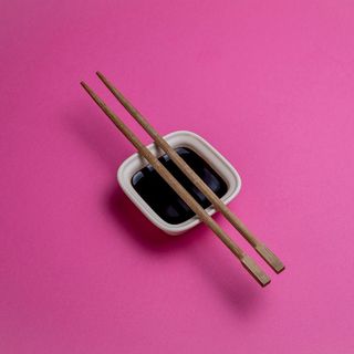 Սոյայի սոուս (+ փայտիկ)