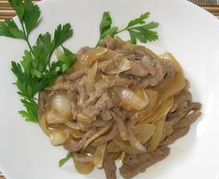 Manzo con Cipolla