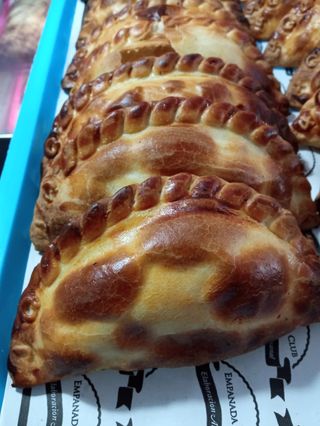 Empanada De Jamón Dulce Y Queso