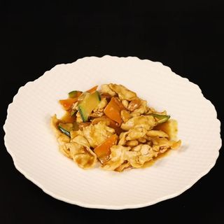 180 Pollo alle mandorle