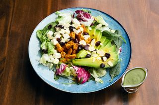 Sałatka z kurczakiem 450g