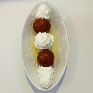 Gulab jamon