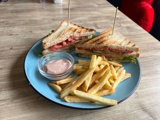 Клаб сендвіч (350г)