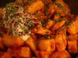 PATATAS BRAVAS
