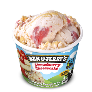 Сладолед Ben and Jerry Ягодов чийзкейк (100мл)