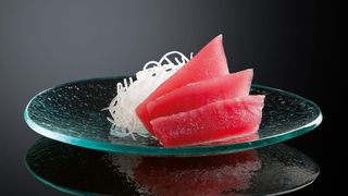 Сашими Магуро