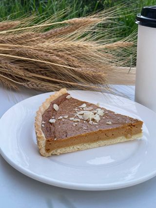 Карамельный пирог (кусочек)