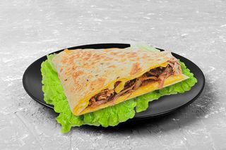 Quesadilla sa Ancho svinjetinom 250 gr