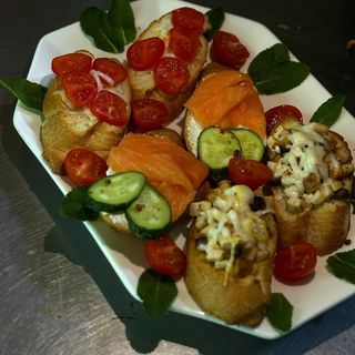 Ассорти брускет