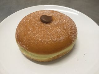 Bomba con cioccolato alle nocciole