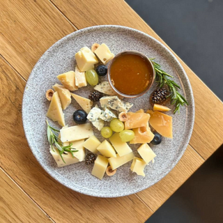 СИРНА ТАРІЛКА (170г)