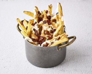 La Ración & salsa Brava