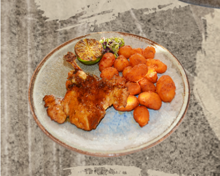 Гриловано царевично пиле с ананасов сладко-кисел сос и самбал картофки