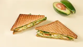 Chicken green club - 620 Kcal