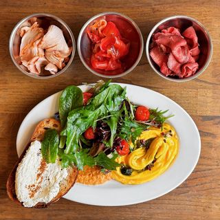 MILK BAR BREAKFAST (330 г)