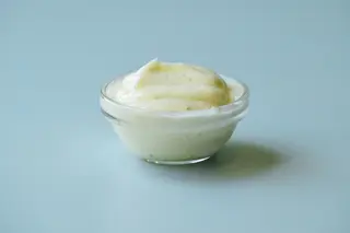 Maionese de Alho e Coentros