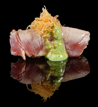 Nigiri De Atún Especial (1 Pza.)