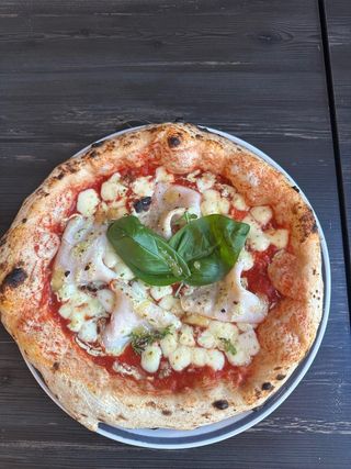 Dante Alighieri pizza