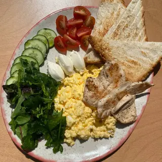 Великий сніданок з куркою