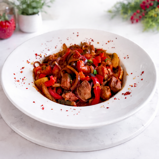 Tigaia bucatarului picanta de porc