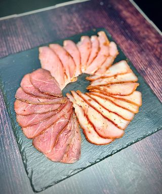 Фірмове асорті в'яленого м'яса (150g)