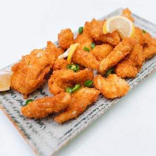 Creveti 30 / 40 cu cartofi prajiti