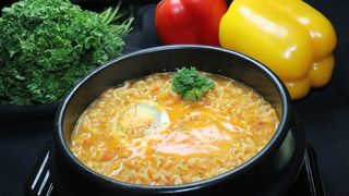 Рамен с мясом 