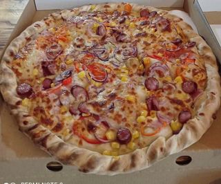 Pizza Speciala Ø 26cm + 1 sos gratis