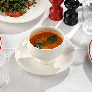 გამომშრლი პომიდვრის წვნიანი პარმეზანით