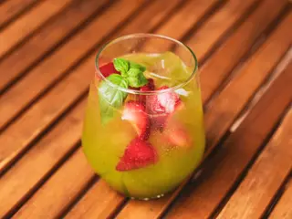 Strawberry Basil Spritz