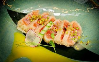 A014 - Tataki sake pistacchio 6 pezzi