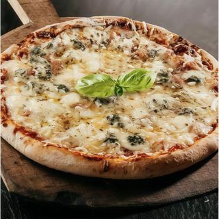 Pizza De 4 Quesos (30 Cm.)