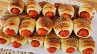 Enroladinho de Salsicha c/ Queijo