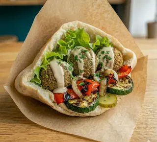Kanapka z grillowanymi warzywami